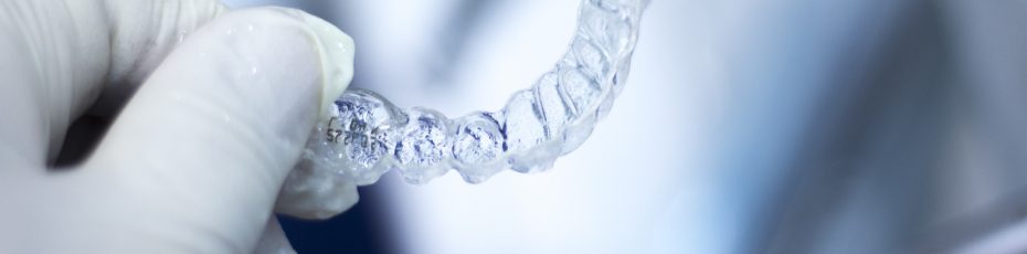 invisalign vs smile direct club